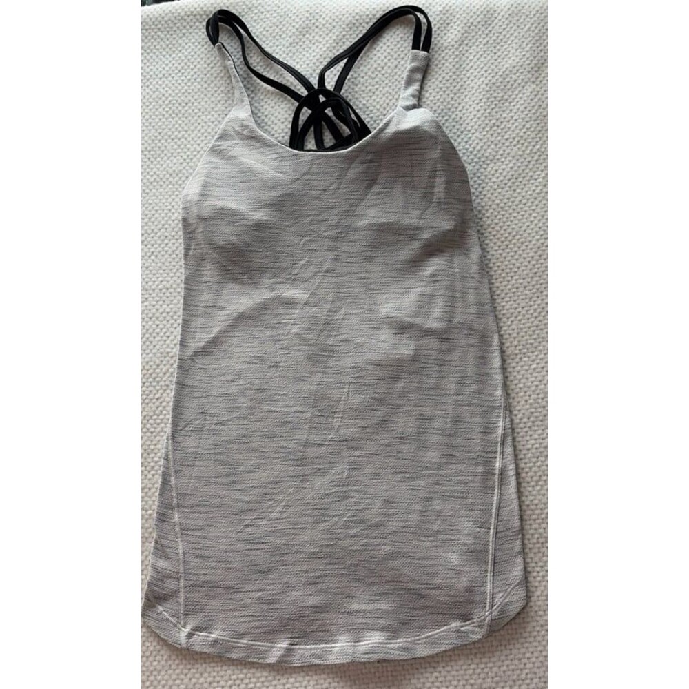 lululemon Size 4 Gray Heathered Tank Built-In Bra Strappy Back size 4